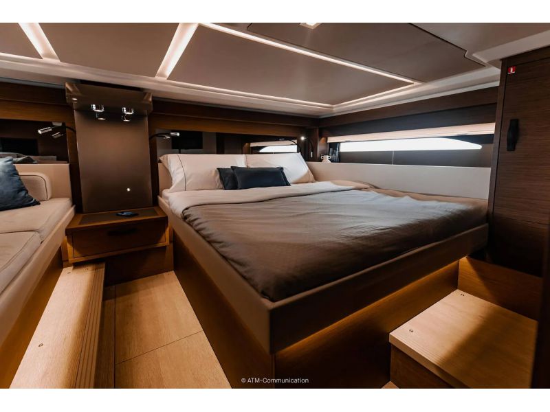 WELLCRAFT 44 Explorer